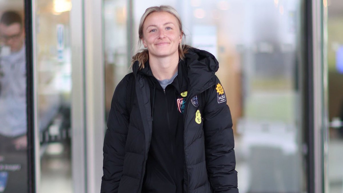 d ⎊ on Twitter "Happy smiley Leah the last few days 🥹🫶🏽"