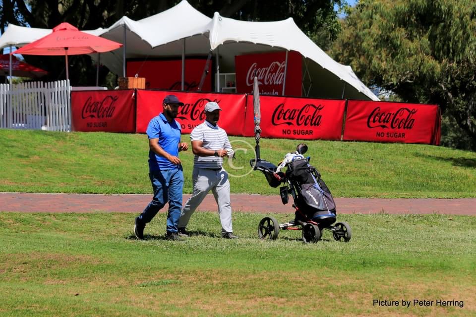HPCricketClub's tweet photo. We were really impressed with the detail #PenBev &amp; @PriscillaUrq went about to make this day a success. This included novelties towards our goodie bags &amp; beverages at the dinner.🙏🏾🏏🇿🇦💙💚 @GasantAbarder /3 https://t.co/K9tVIRoD2Y