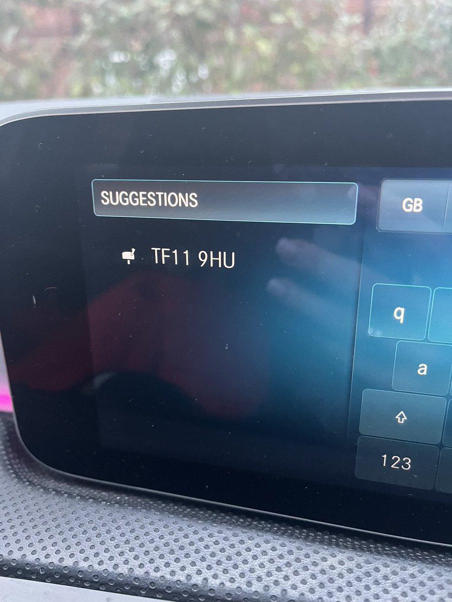 Chinook Crew Chick tweet media