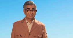 #schittscreek ‘s #EugeneLevy is back with a new TV series, on #AppleTVPlus called. #TheReluctantTraveller
Watch him tell us what he learnt from doing the show.
youtu.be/gw5BVeWyYRU