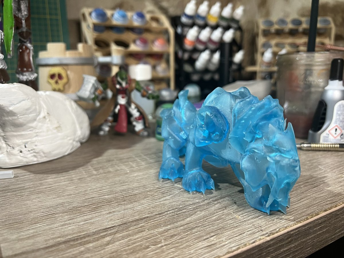 Soruz_Tv's tweet photo. Tigre spectral from @Warcraft_FR @Warcraft fait en résine translucide de @sunlu3dofficial /ponçage et vernis à faire pour la transparence. Imprimer avec une #halotone de chez @Creality3dP #Warcraft #worldofwarcraft #3Dprinting #3d #3dprint #resin3d https://t.co/oh044mEFXB
