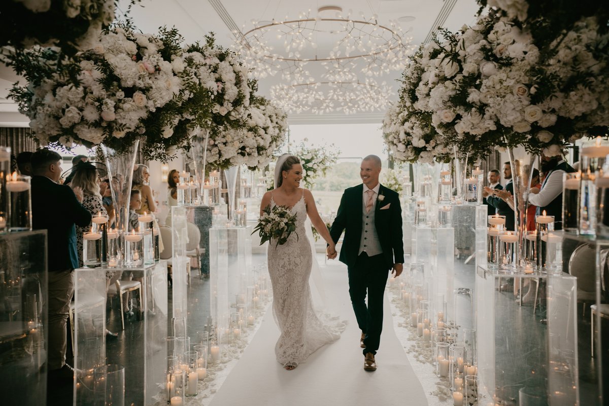Congratulations to the beautiful @hotelcrowwood who won the highly commended award at last week Lancashire Tourism Awards. 👰 💍 

Discover more about this beautiful venue here &gt;&gt; 

visitlancashire.com/information/pr…