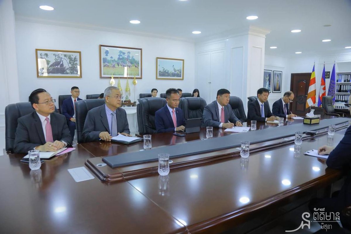RusAmbCambodia's tweet photo. Very productive meeting with H.E. Mr. Say Samal, Minister of Environment of the Kingdom of 🇰🇭#Cambodia. Discussed a lot of matters of mutual interest, including in education, water supply, energy and more. We do feel that we have great potential for cooperation in environment. https://t.co/EumVkmutXw