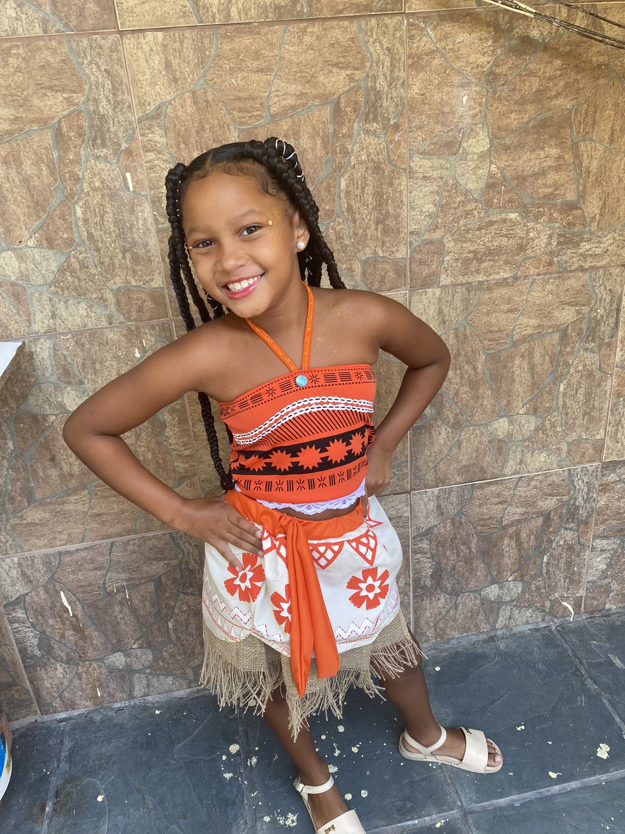 jujuhsanttana's tweet photo. Minha Moana 🌺 https://t.co/62wMkUViHe