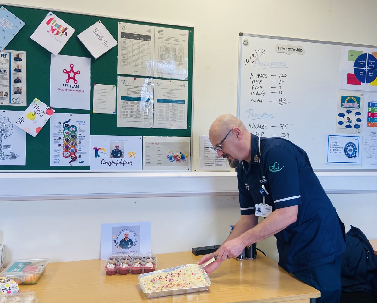 PEFTeamTGICFT's tweet photo. Congratulations Dave on your ๐th work anniversary!
Ten years down, now let's go for twenty!
#PEF #TamesideNHS #NHS #workanniversary #10years #TGH #TamesideandGlossop https://t.co/VtzXmC1K01