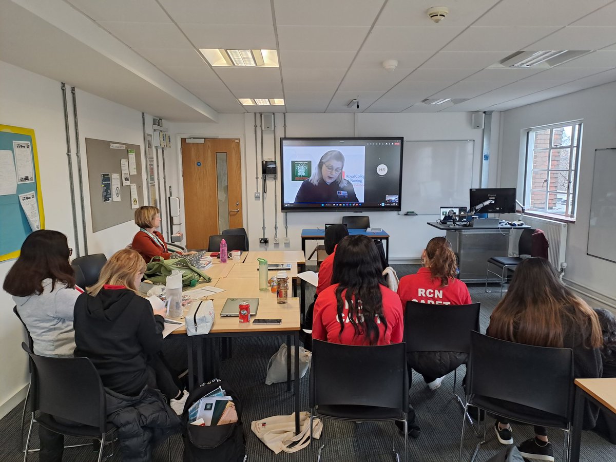 A quick call from our resident nurse adviser @Dindyroz to talk about expectations whilst cadets are on their #NursingCadet placements. #Nursing #education <a href="/UoR_HealthReach/">HealthReach</a> <a href="/HealthTecTV/">HealthTec</a> <a href="/NHSHEE_SEast/">NHSE Workforce, Training and Education – SE</a> <a href="/nhsbobicb/">NHS BOB ICB</a> @BerksLEP