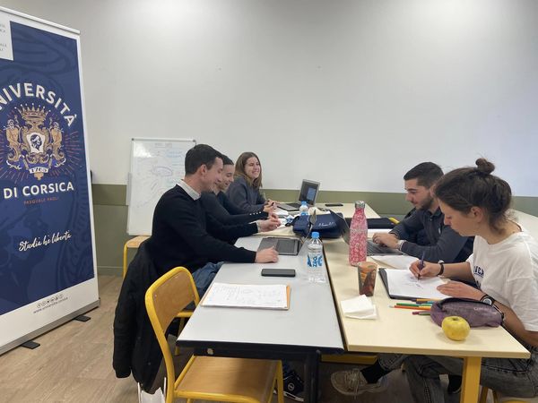 hydro_corsica's tweet photo. Jour 2 pour le #Hackathon4Future #water #UNESCO ! 💧💧💧3 projets innovants pour améliorer la ressource en #eau en lice proposés par les Masters Eau &amp; Environnement @UnivCorse sur le thème #eau et #ville #durable 🤞🤞🤞 https://t.co/XoyL6oDm2S