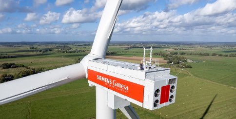Rasanter Fortschritt bei #Windkraftanlagen. Im #Windpark Elster in #SachsenAnhalt werden 50 WKA durch 16 moderne SG 6.6-155 ersetzt: 
👉🏼Energieproduktion x 6
👉🏼Beanspruchte Fläche -30%
👉🏼Abstand bewohnte Fläche 1000m vs 600m
👉🏼Neue Turmkonstruktion -40% CO2
#Repowering