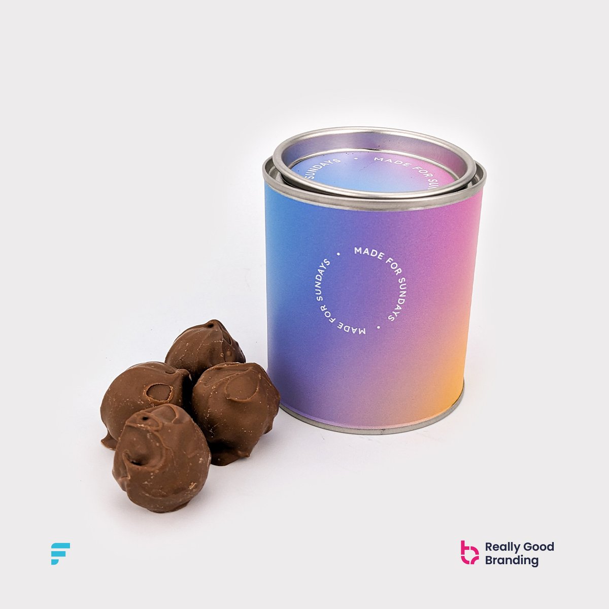 reallygoodbrand's tweet photo. We are celebrating #randomactsofkindness day with the launch of our brand new Branded Paint Pots!

A reusable, recyclable pot filled with a choice of sweets and treats for your team, clients or for retail.

find out more on our website
https://t.co/sXWlrAhHYg

#paintpotsweets https://t.co/2kySCEt8XR