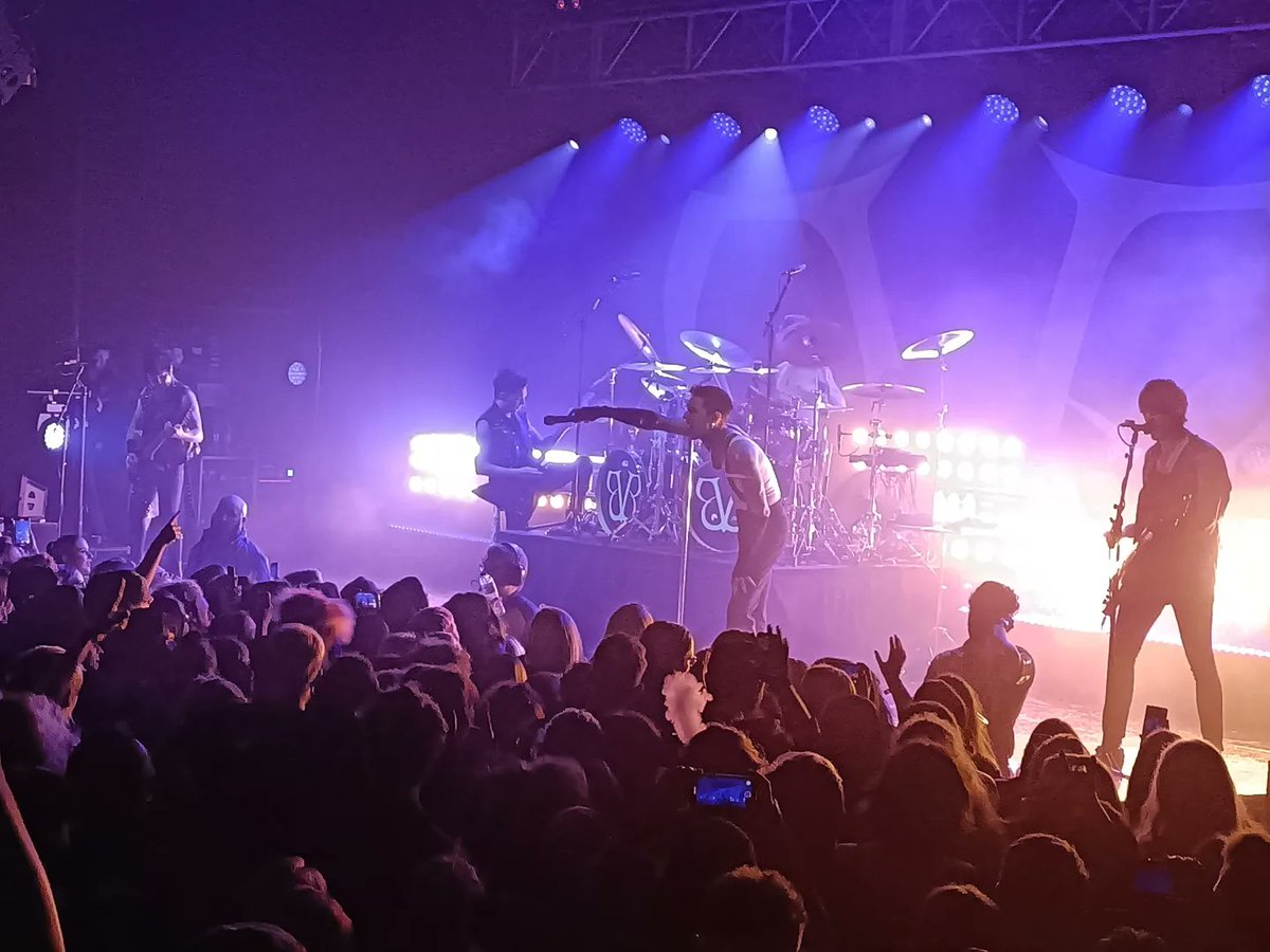 Kittigirl667's tweet photo. Black Veil Brides in Bristol. 15/02/23. #blackveilbrides #bvb #bvbarmy #bristol #bristolo2 #π€ #bristolacademy https://t.co/YGglQeeE9Q
