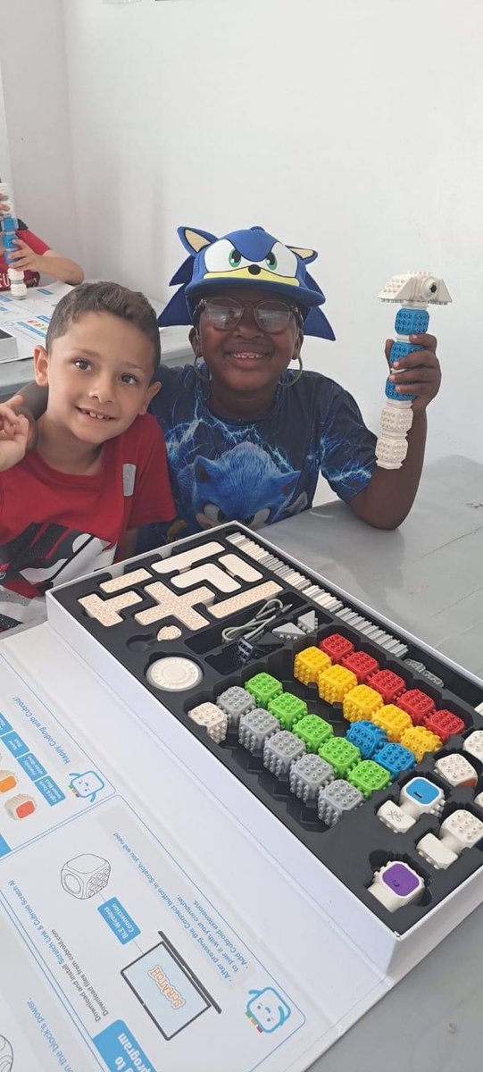 cubroid's tweet photo. See about how one forward thinking primary school is successfully using cubroid's toolkits in its classes to teach children coding.

#edtech #Robotics #STEM #STEAM #STEAMeducation #coding #elemantary #codingforkids #classroomcoding #teachers #educators #teaching #CuroAI #Artibo https://t.co/RBLXWNIsjZ