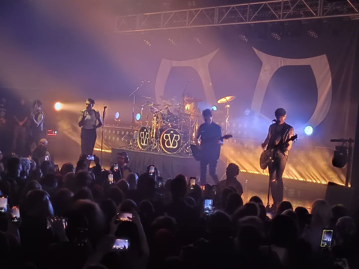 Kittigirl667's tweet photo. Black Veil Brides in Bristol. 15/02/23. #blackveilbrides #bvb #bvbarmy #bristol #bristolo2 #π€ #bristolacademy https://t.co/YGglQeeE9Q