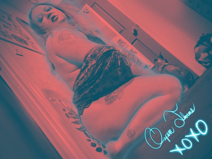 Look at my gloriously #cute #ass!! https://t.co/7VqS2B25j1<a href="/tag/cute"class="tags">#cute</a><a href="/tag/ass"class="tags">#ass</a>