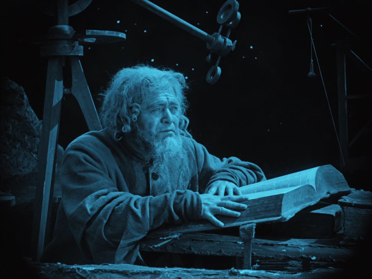 snoopy00073's tweet photo. #filmmuet #fantastique "Le Golem/Der Golem, wie er in die Welt kam" (1920) de #PaulWegener et #CarlBoese https://t.co/Yam3auM10X