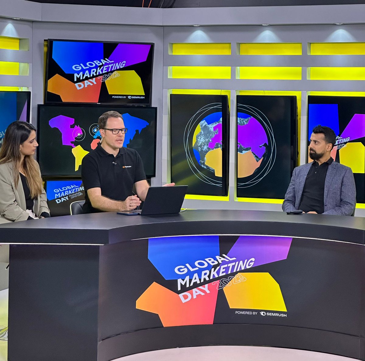 Vanhishikha Bhargava | B2B SaaS Marketing tweet media