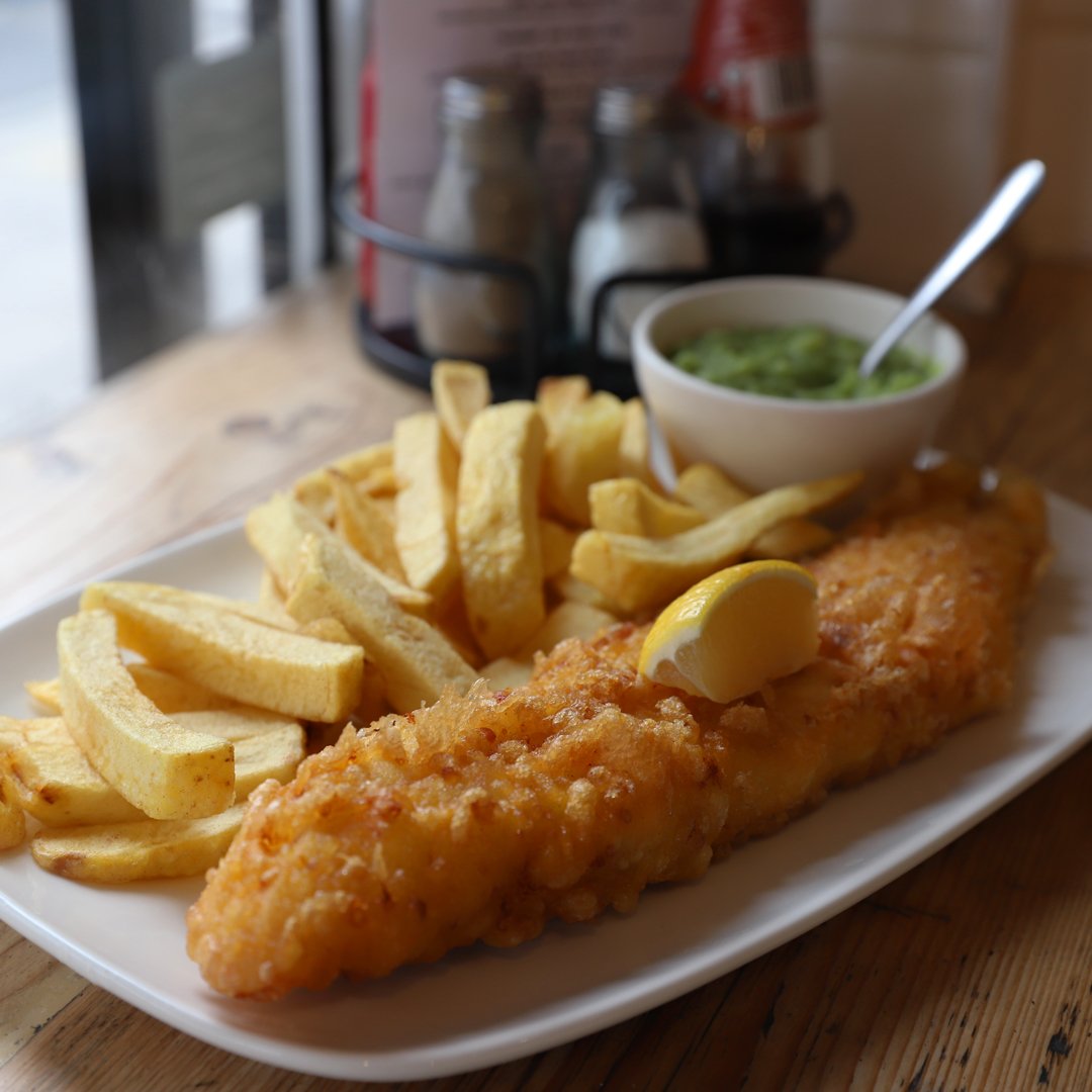 Hello Friday, my old friend 🥰