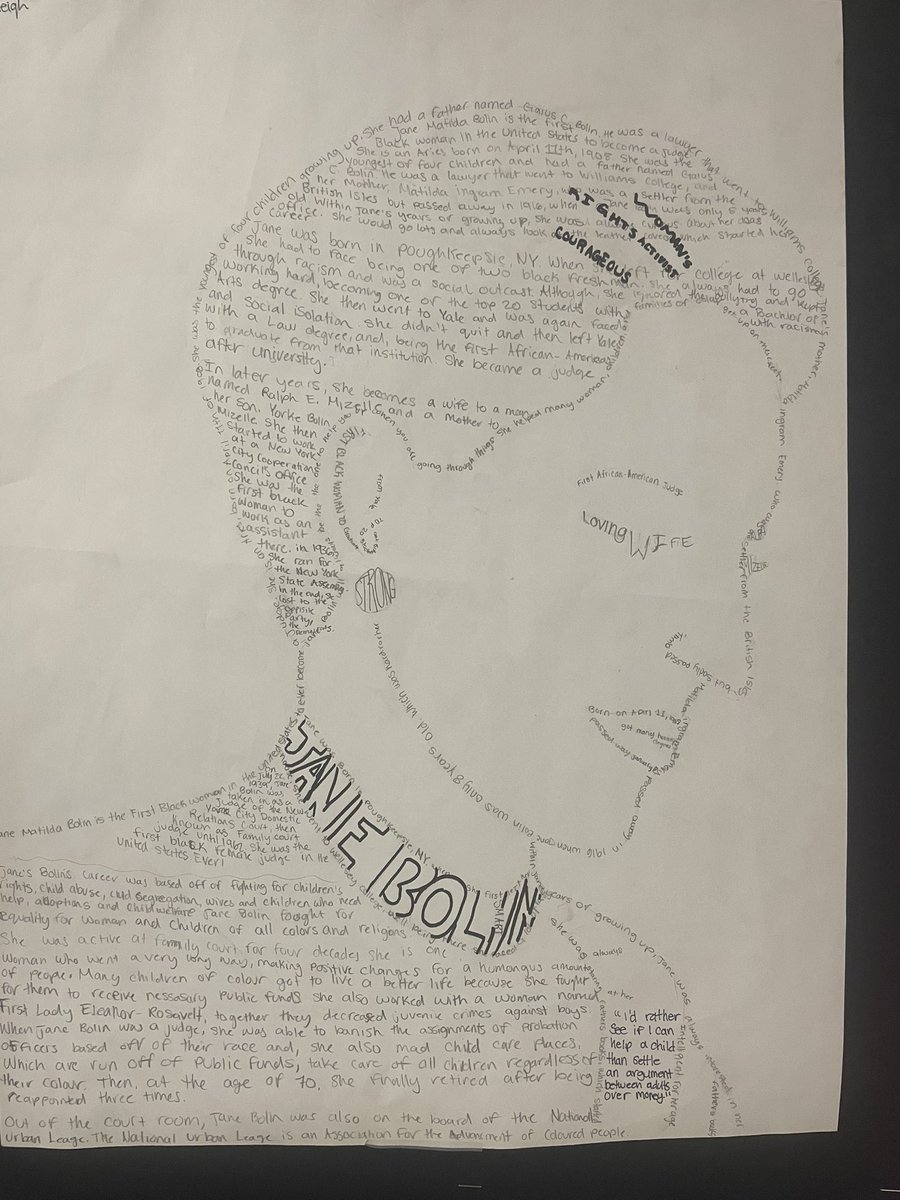 KwaterskaAgatha's tweet photo. Welcome to our Black History Month gallery walk @TecumsehHDSB. Our grade 8’s did an outstanding job creating these stunning biography portraits of individuals who became our hero’s. 👀 closely and you will learn ALL about them! ❤️ ❤️ https://t.co/lVNt2CswbN