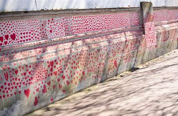 The tory govt could end the strikes.  Barclay &amp; the tories tell you that nurses strikes will place patients in danger. Wake up - the tories don't care if your life is in danger or you die. They demonstrated that during the 'let the bodies pile high' pandemic. Get the picture.