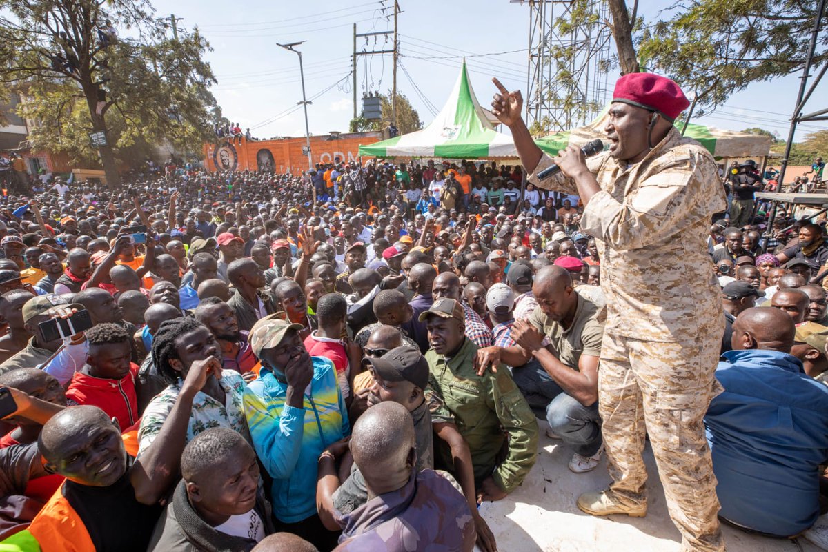 Pelly_Pi's tweet photo. @AshaObuola1 @MDD_OFFICIAL_KE @TheODMparty Kenyan @Youth2Decide defending their democracy. #OnMove in #Kisii. Can't wait see HE @MarthaKarua in Kisii. Was missed in Machacos lastly.
Young people's voice is more divine. Thus, to be listened by all possible means.
Cc: @isaac_otwoma @onlinekenyatv https://t.co/TrbrS8YrRP