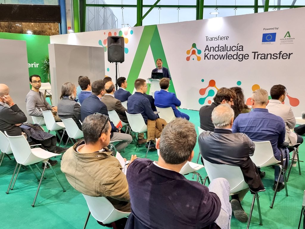 ForoTransfiere's tweet image. ✅️ @AndaluciaJunta ha puesto en marcha el #PLAndSEQUÍAAndalucía con motivo de la situación de #sequía actual. En el espacio #AndaluciaKnowledge de #Transfiere2023 se exponen algunas soluciones identificadas en esta plataforma.

➡️ @UniversidadAnd @AgriculturAnd