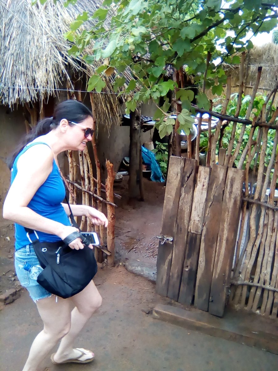 nahubwe's tweet photo. Enjoy a #village #tour in #Zambia.

Email: nahubwesafarilodge@gmail.com

#Internationaltravel  #UK #Travel #Tourism #tourist #Blogger #TravelBlogger   #traveltheworld #traveler  #traveltips  #Africa https://t.co/tVLZvYFoBK