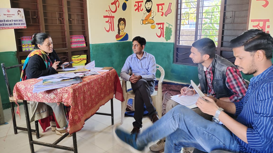 Nssmcu's tweet image. माखनलाल चतुर्वेदी विश्वविद्यालय के राष्ट्रीय सेवा योजना इकाई के स्व्यंसेवक द्वारा “एडाप्ट एन आंगनवाड़ी” के तहत बिशनखेड़ी गांव के आंगनबाड़ी सेंटर क्रमांक 1000 पर जाकर जानकारी एकत्रित की गई