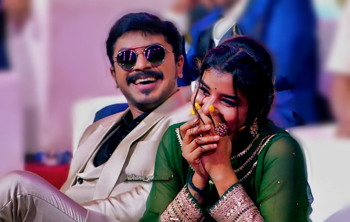pooja_kumar11's tweet photo. Them 💙👑🇩👑 A💙 @DHANA_sugy @actor_azeem 

#MakkalSelviDHANA 
#MakkalNayaganAzeem 
#BiggBoss 
#vijaytelevision https://t.co/Uw5D0VcWUW