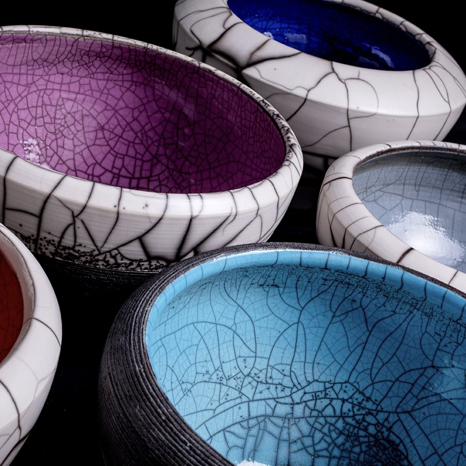 micucci_store's tweet photo. At Micucci Interiors we have a beautiful selection of Naked Raku Ceramics. Visit our online store or you can see them in situ in the @DesignCentreCH, @SimpsonsLondon. #nakedraku #rakuceramics #ceramiccollection #raku #interiors #interiordesign #interiorstyling #interiordesigner https://t.co/kuc4ne1Cel