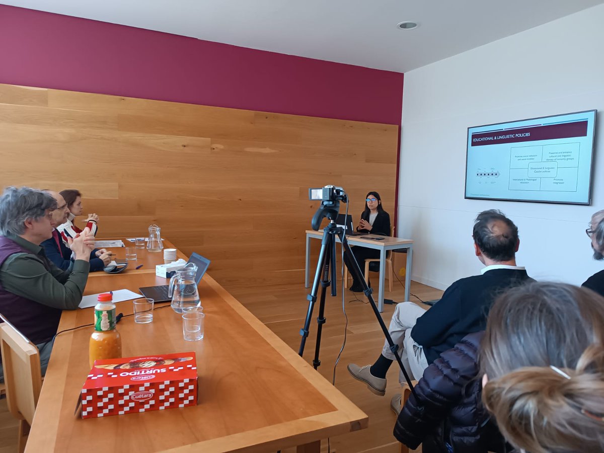 Volem donar l’enhorabona a Ursula Hinostroza Castillo per defensar la seva tesi doctoral "Migration and linguistic acculturation: Socio-educational inclusion in the catalan school"