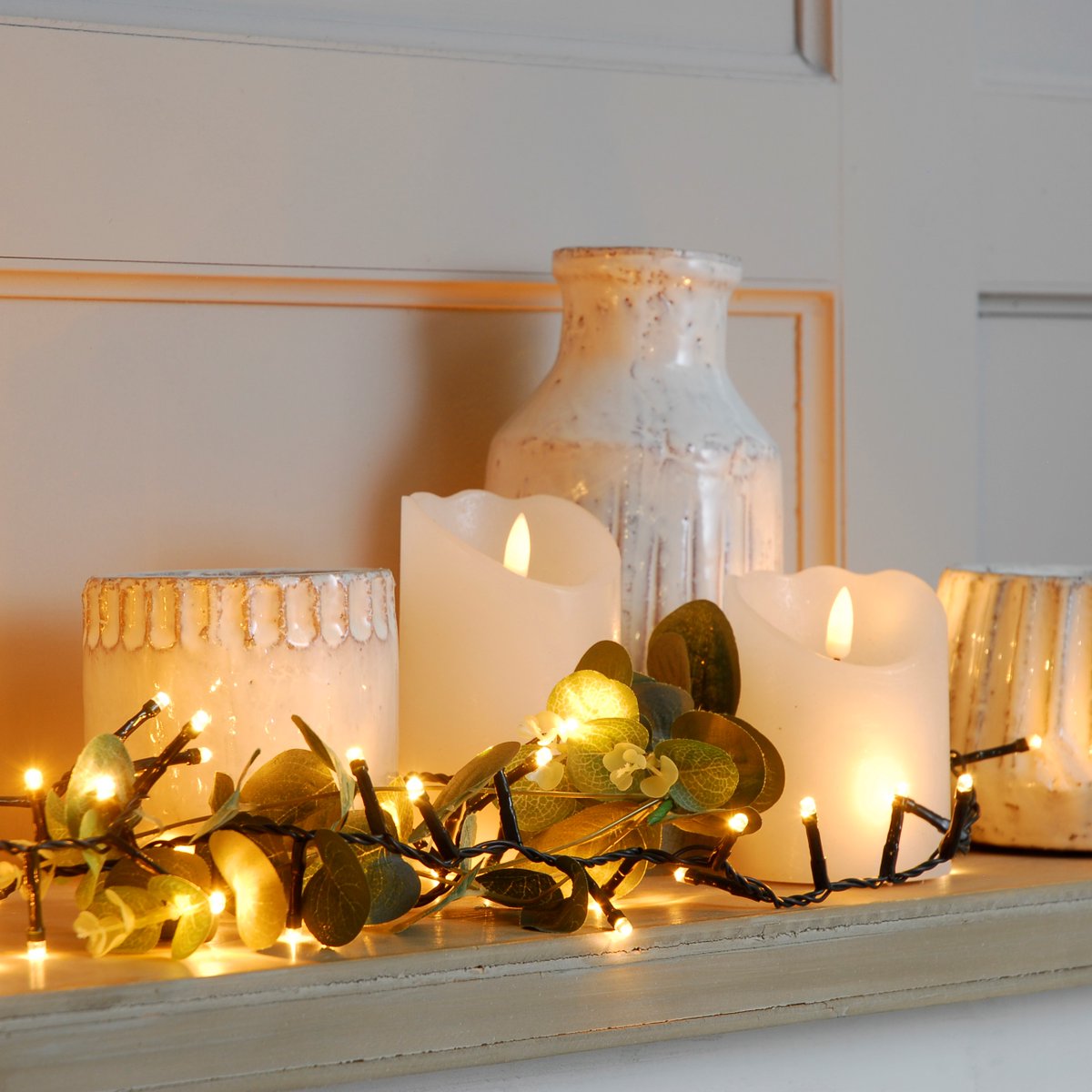 Festive_UK's tweet photo. Festive’s Firefly lights are taking the UK by storm since
being introduced a few years ago.

Each set has one function, a steady shimmering flicker which
creates the illusion of hundreds of tiny flames, simple yet effective.

Want to know more?
https://t.co/kfkuetm4gE https://t.co/MxmiqH4UzQ
