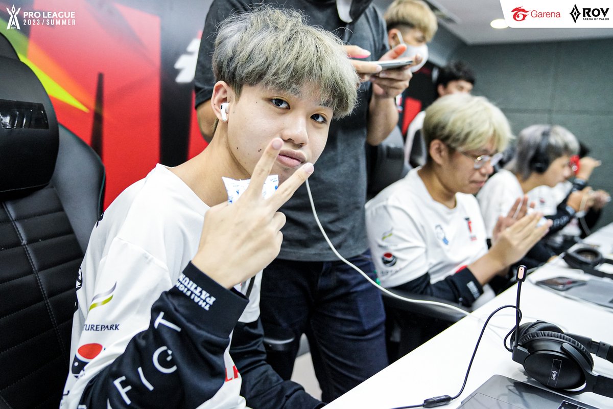 Garena RoV Thailand tweet media