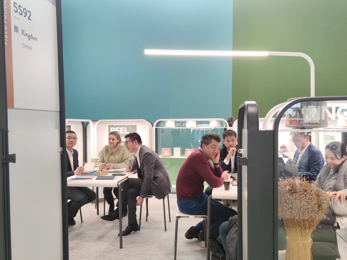 researchmrx's tweet image. RT @KingdomOfficia5: KINGDOM PREMIÈRE VISION 2023 REVIEW

Thank you everyone for coming to our booth at #premierevision ！

See you soon at next season in this year #premierevisionparis ！

#hemp #linen #reellinen #premierevision #pv2023 #carbonneutral…