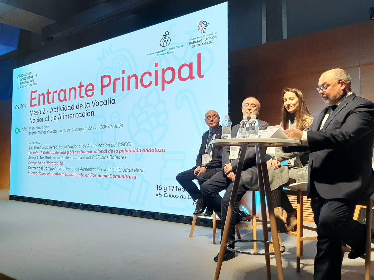 CACOF_'s tweet photo. 🔛 Ya estamos en la segunda jornada de #JAFA2023, cuyo entrante principal es una sesión sobre las actividades de la Vocalía Nacional de #Alimentación de @Farmaceuticos_  en el ámbito de la #nutrición. Arranca con Aquilino García, que presenta el estudio #Plenufar7. #farmacia https://t.co/DaGn3WfLbp