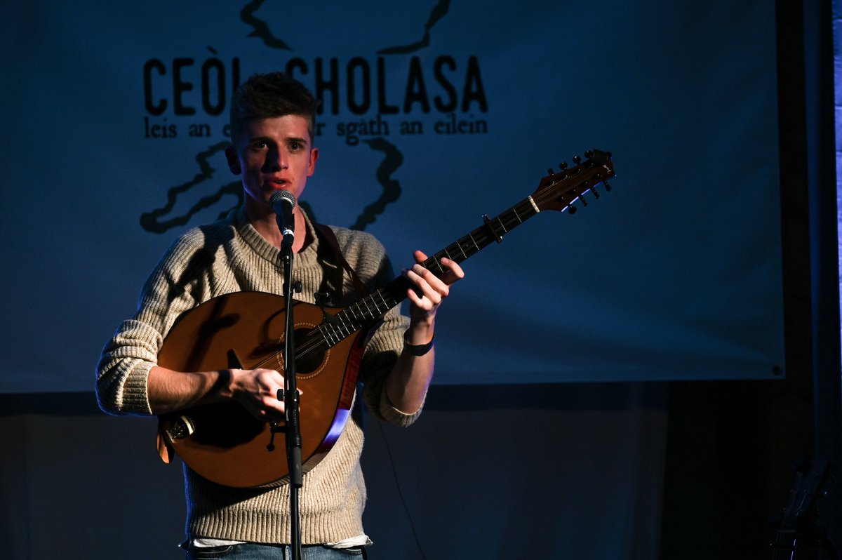 Ceòl Cholasa tweet media