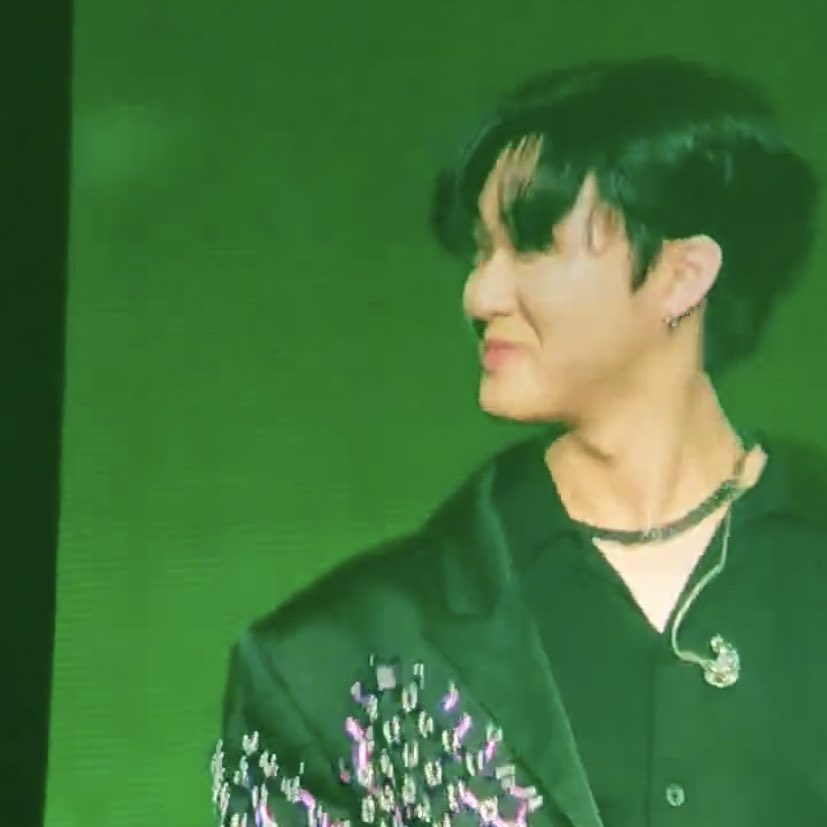 seolarsmoon's tweet photo. changbin looks so pretty today omg :( https://t.co/uxteq21mBj