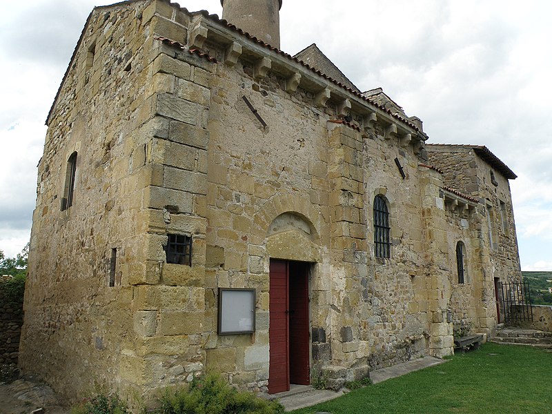 MonumentumFr's tweet photo. Eglise Saint-Jean du Marchidial et son presbytère à #Champeix (#PuyDeDôme) Voir : Château fort.
Suite 👉 https://t.co/K2U5knP2o9
#Patrimoine #MonumentHistorique https://t.co/2Zn8OyN8H9