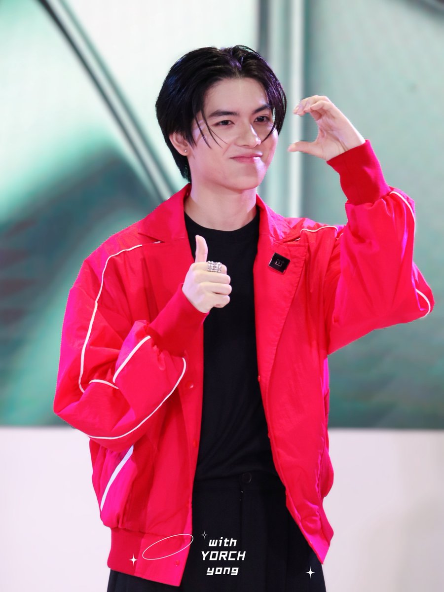 withyorchyong's tweet photo. น้องยอร์ช หัวใจ มัมหมีค้าบ~💖✨️
#yorch_yongsin #ยอร์ชยงศิลป์
#oneplus #oneplusth #oneplus11
#oneplus115G #shapeofpower https://t.co/RbH1QyDW2d