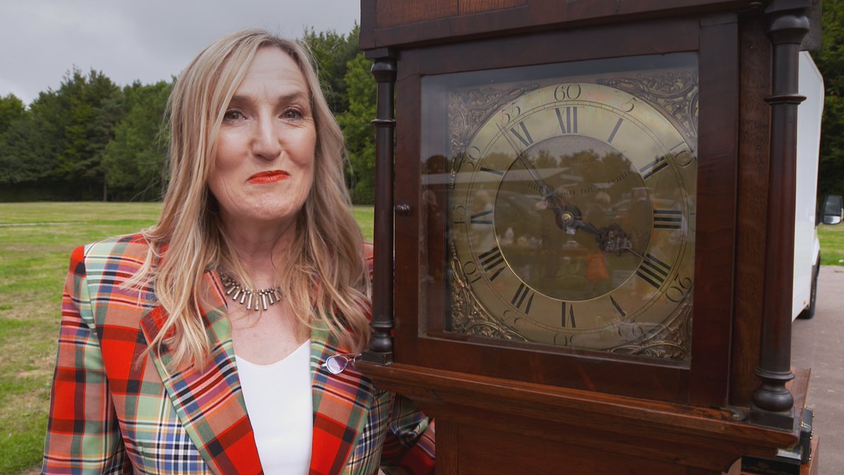 BBC Bargain Hunt tweet media