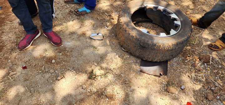 itssoulo's tweet photo. Stock rims always provide you some room for safety in the event you hit a huge rock or pothole. The Chinese rims might look good but could cause some unwanted grief… Check on your rims every so often for cracks and signs of damage. You never know…. https://t.co/LeZBSlSHF5