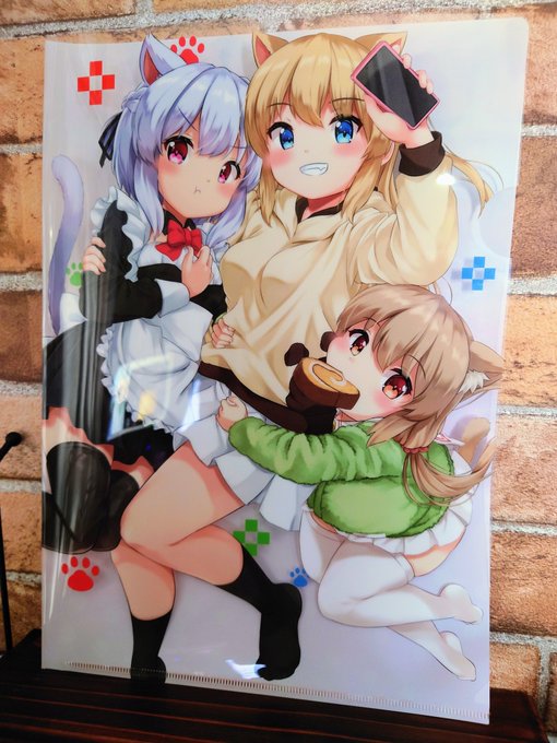 頒布予定のクリアファイルが完成しました〜!白版もとても綺麗で、見栄えバッチリです#ComVお品書き#ComicVket 