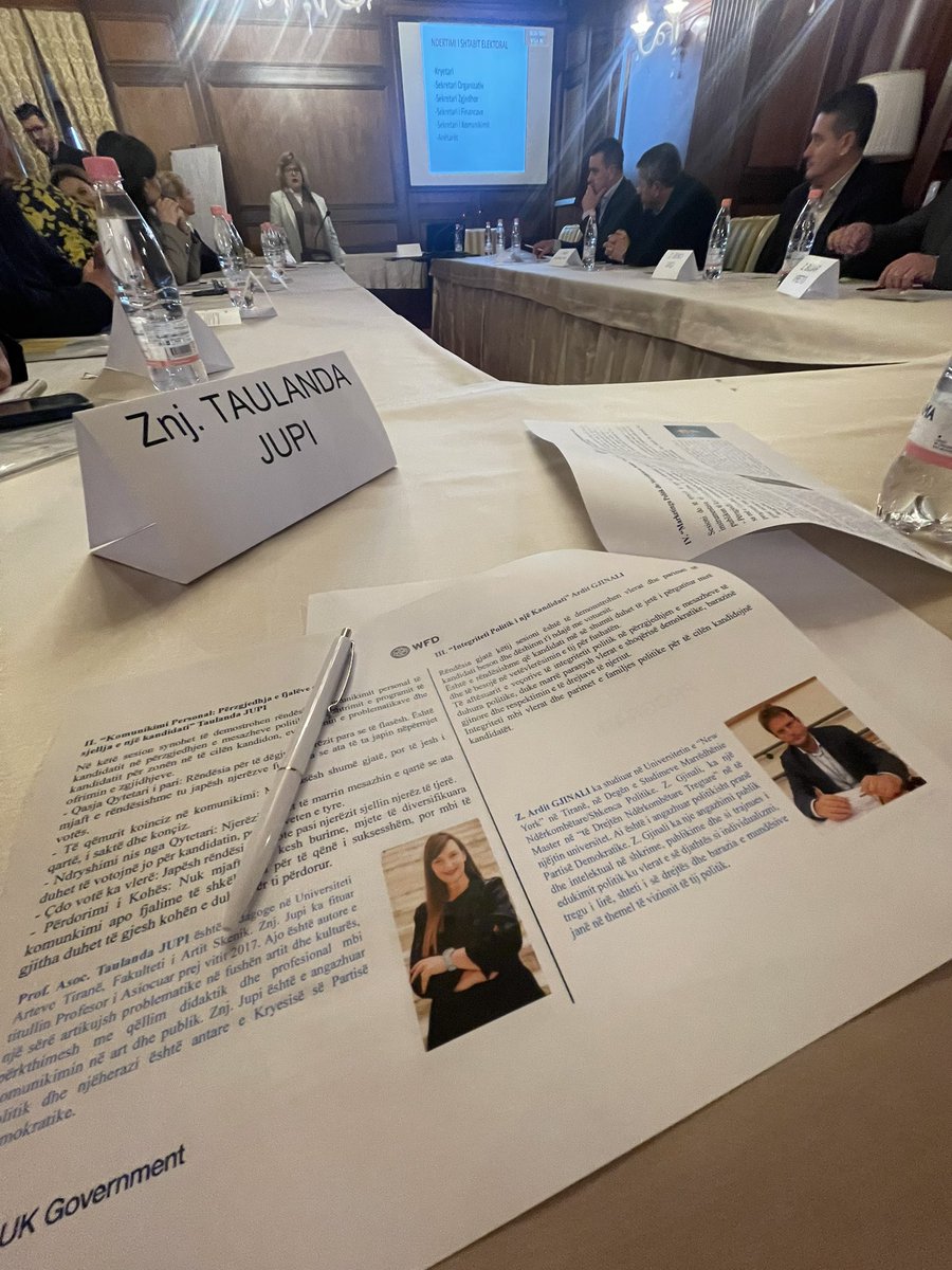 JupiTaulanda's tweet photo. 🎙️ “𝗞𝗼𝗺𝘂𝗻𝗶𝗸𝗶𝗺𝗶 𝗱𝗵𝗲 𝗙𝘂𝘀𝗵𝗮𝘁𝗮 𝗻ë 𝗭𝗴𝗷𝗲𝗱𝗵𝗷𝗲𝘁 𝗟𝗼𝗸𝗮𝗹𝗲” organizuar nga Westminster Foundation for Democracy
#westminsterfoundation
#campaignchallenge
#mentoring https://t.co/j2VUFo6a2k