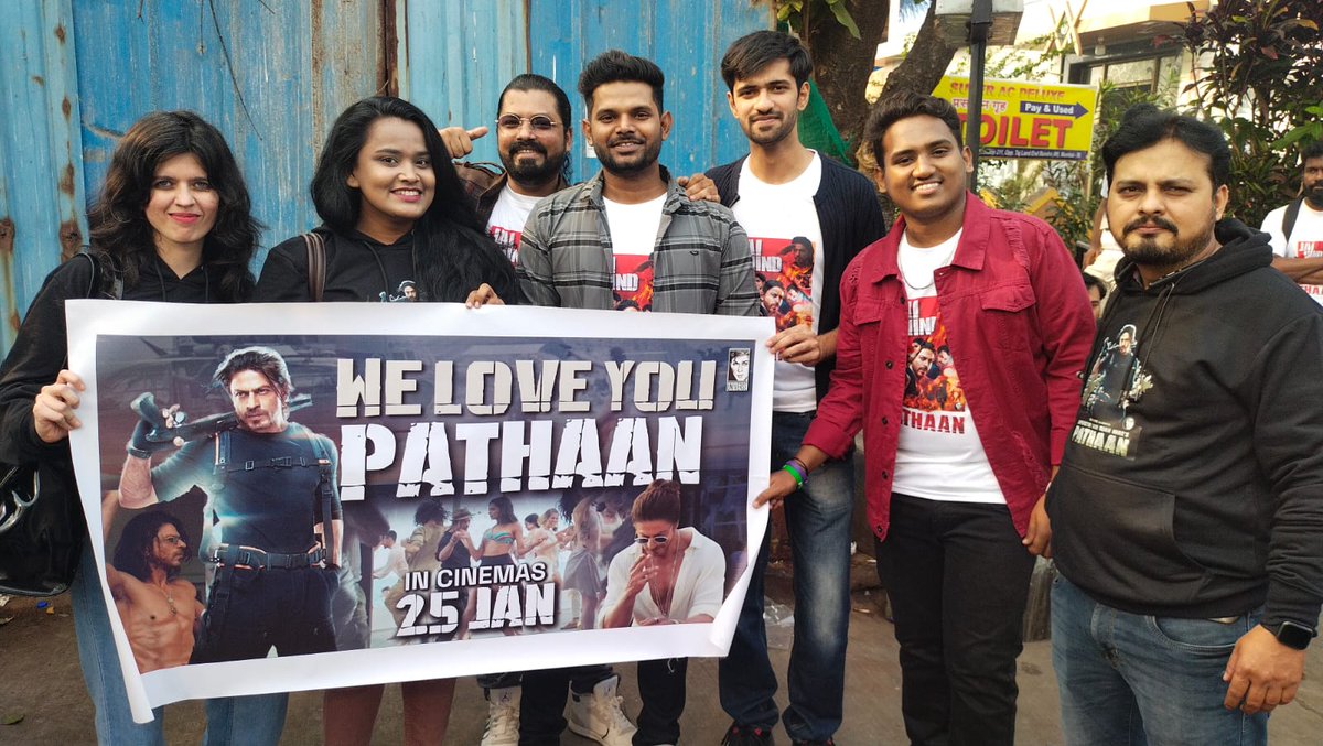 pradhananshul41's tweet photo. Experience the mania once again with taking the benefit of PATHAAN TICKETS AT RS 110 and take every friend and family member of yours to witness the charm of our @iamsrk once again on the big screen 🔥
#SRK #RS110 #Pathaan #SRKUniverse https://t.co/7YutXOH4EL