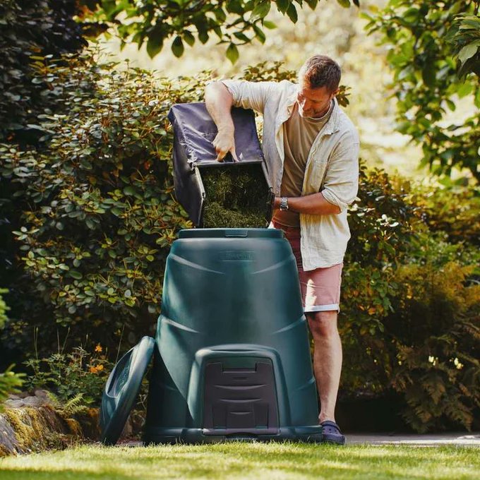 getcomposting's tweet photo. 🚨 @myworcester residents 🚨
♻️ Claim your subsidised compost converter for delivery before the end of the month!
https://t.co/TpbA8rvhQM
#GetComposting | #Composting | #Worcestershire | #Worcester https://t.co/D5qd1VfeHF