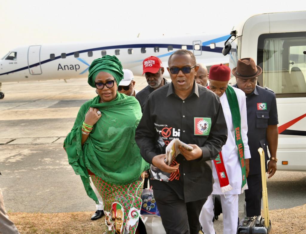 anapfoundation's tweet photo. @PeterObi arrived Owerri on a Commercial flight and was departing the Airport when an Anap Jets aircraft taxied in behind carrying a Casket on behalf of a family for a Funeral

Behold,some desperate persons present this photograph as "proof" of bias by Anap Foundation &amp;NOI Polls? https://t.co/rD4hz4QPiR