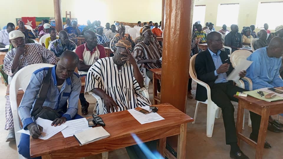 cantcheki's tweet photo. Le préfet de Tandjoaré Okoura AGBANTE a procédé à l'ouverture de la première session ordinaire de l'année de la commune de Tandjoaré 1  en présence du Maire Laré MONOKA.#TgTwittos #Savanes https://t.co/uDyp7wthEP