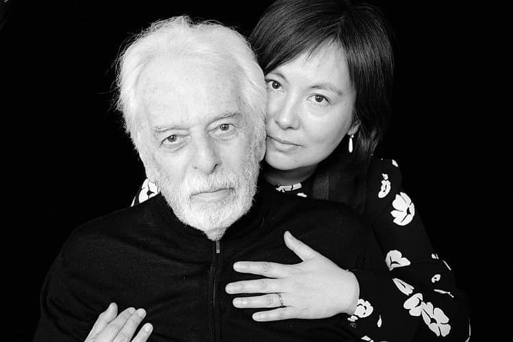 alejodorowsky's tweet image. Hoy, 17 de Febrero, acompañado por mi amada esposa Pascale, cumplo 94 años. ¡No lo puedo creer!

Photo by @renaudmonfourny
