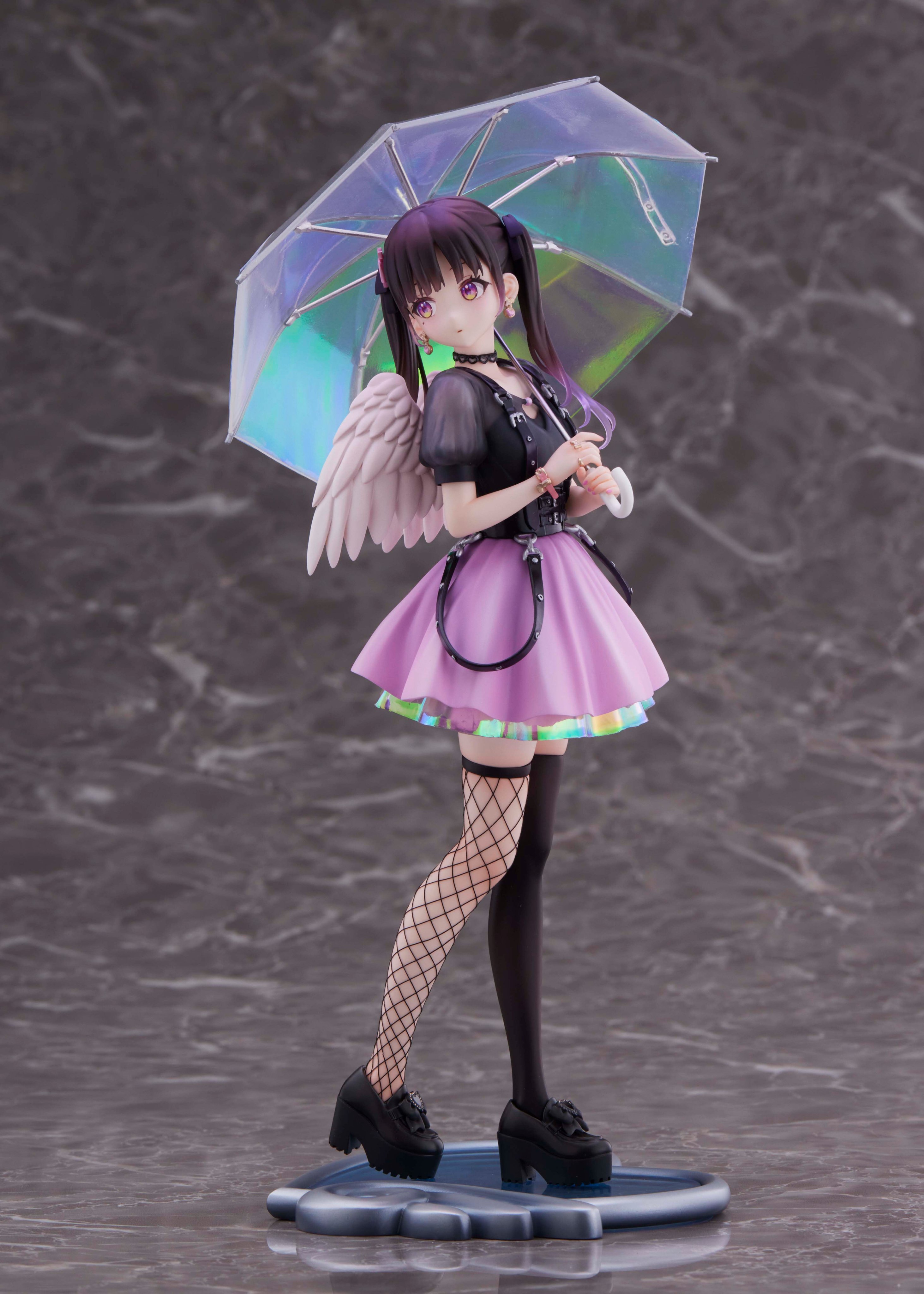 フカヒレ@画集発売中 on X: 