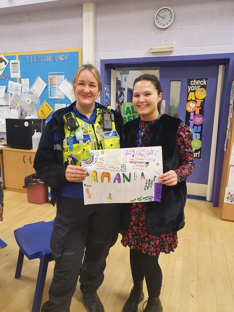 The Junior PCSOs have designed and made this poster as a thank you, to our Lovely PCSO Amanda for helping deliver the programme. A big Thank you to teaching assistant miss Cresswell for all your support. @BHPS_1 #fabkids
