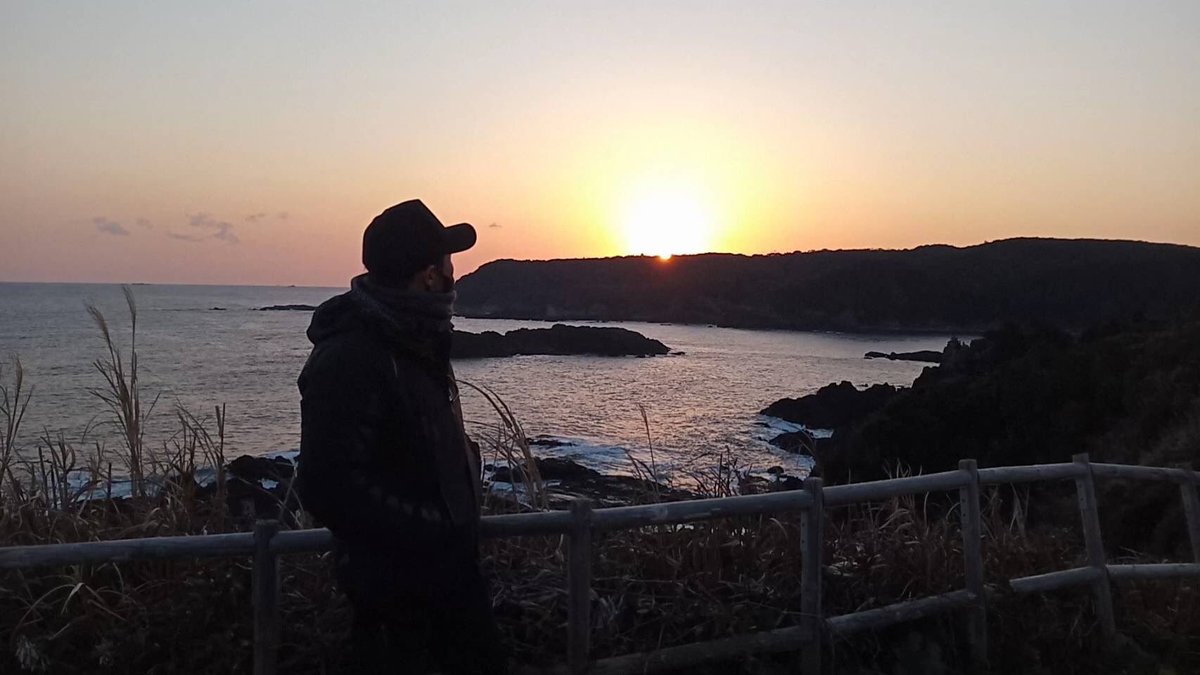 jakewil416's tweet photo. 伊豆の下田まで来ました！
夕日が綺麗だ https://t.co/RrYZQEJJhU