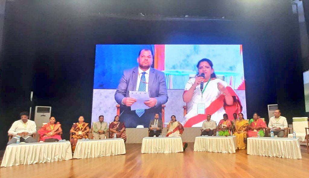 Day 1 #NationalWorkshop on #LSDGs in GPs through adopting thematic approaches by @PRDeptOdisha & @mopr_goi
#PanelDiscussion 2 on #WomenFriendlyPanchayat chaired by Smt. @GuhaIas, CEO, @ormas_odisha along with representatives from Govt, NGOs, Domain Experts and GPs